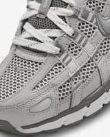 Nike P-6000 Leichtes Eisenerz