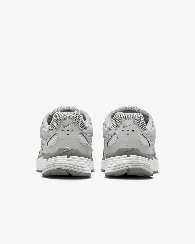 Nike P-6000 Leichtes Eisenerz